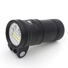 Super brillant la plus puissante lampe de poche LED 5000 Lumen UV9 avec bouton